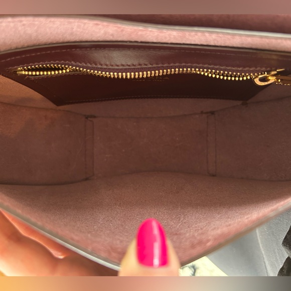 Cuyana Leather & Suede Saddle Crossbody in Burgundy, EXCELLENT CONDITION - Picture 9 of 12